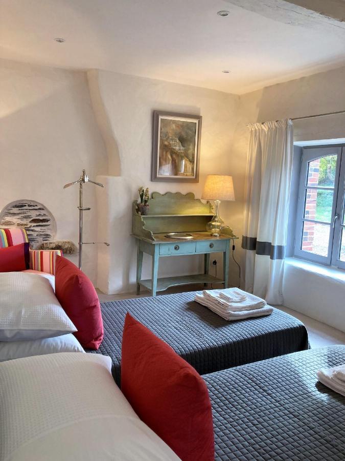 La Veillonnais Bed and Breakfast Angrie Εξωτερικό φωτογραφία